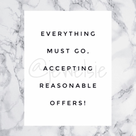 CLOSET CLEAR OUT AT YOUR FINGERTIPS MSG.ME👇🏼 - Picture 3 of 15